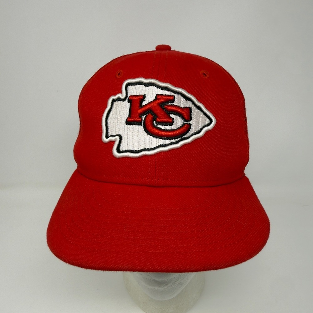 New Era Kansas City Chiefs Youth 9FIFTY Red Snapback Trucker Hat NFL Mesh Cap